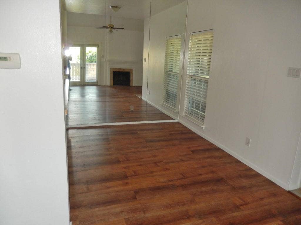 8601 Park Lane, #422, Dallas, TX 75231