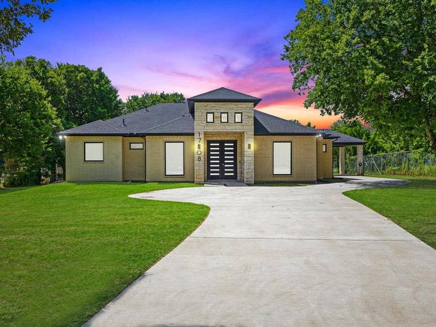 Property photo for 1708 Dowdy Ferry Road, Hutchins, TX