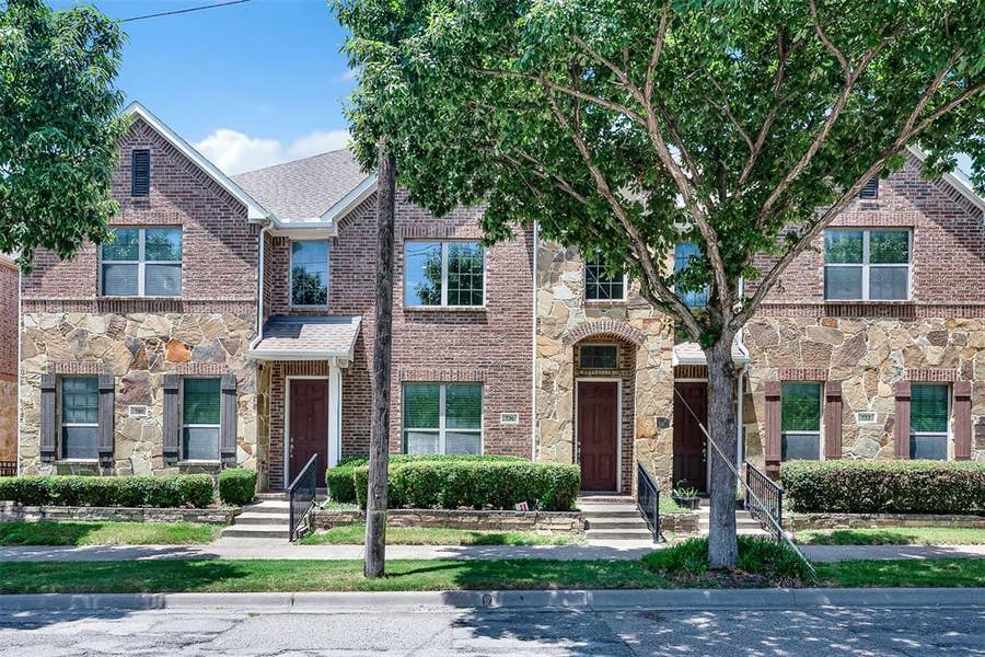 Property photo for 736 S Greenville Avenue, Richardson, TX