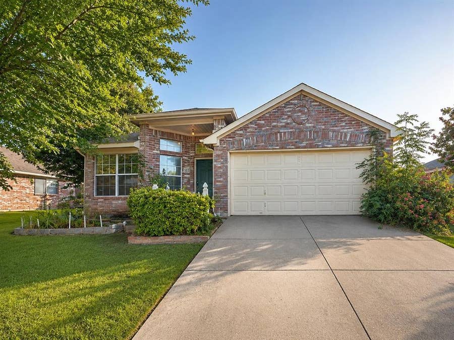 Property photo for 917 Bard Drive, Garland, TX