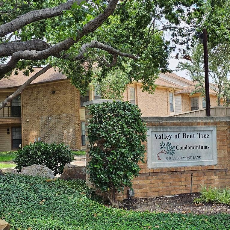 Property photo for 16301 Ledgemont Lane, #174, Addison, TX