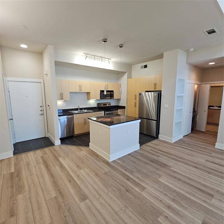 4605 Cedar Springs Road, #337, Dallas, TX 75219 4605 Cedar Springs Road, #337, Dallas, TX 75219
