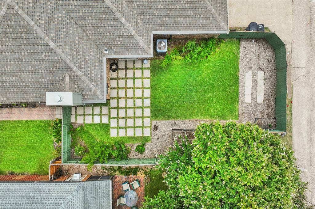 14815 Surveyor Boulevard, Addison, TX 75001 14815 Surveyor Boulevard, Addison, TX 75001