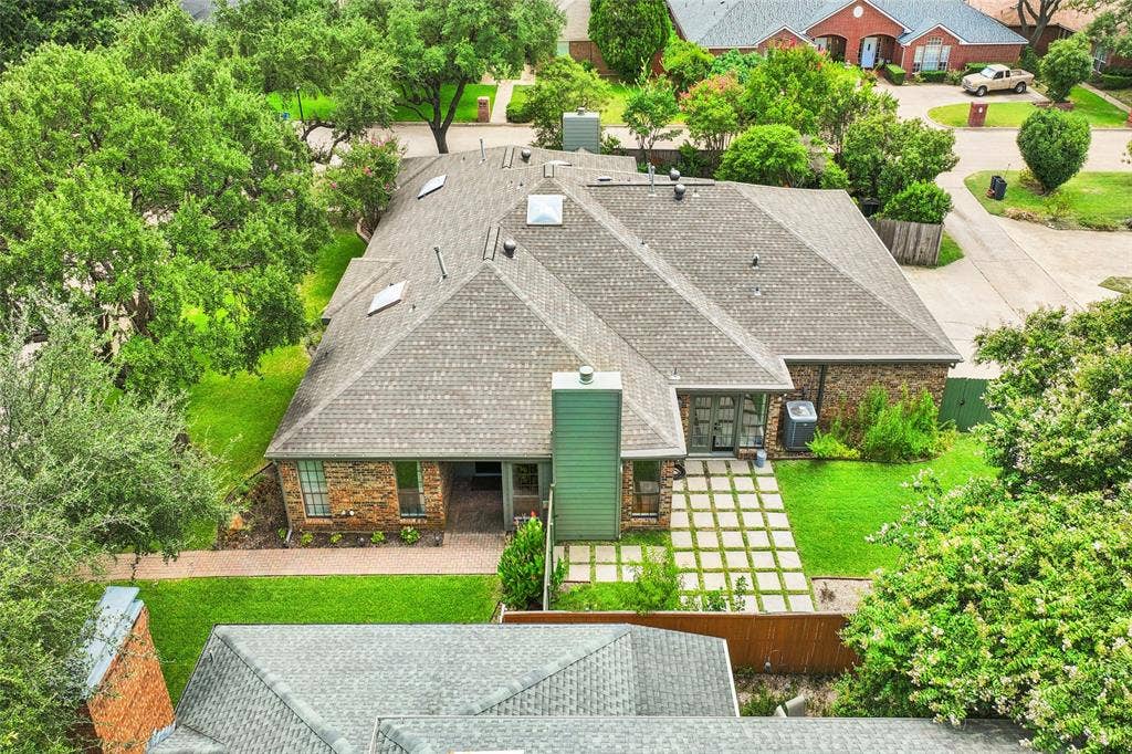 14815 Surveyor Boulevard, Addison, TX 75001 14815 Surveyor Boulevard, Addison, TX 75001