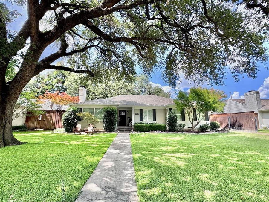 Property photo for 6343 Del Norte Lane, Dallas, TX