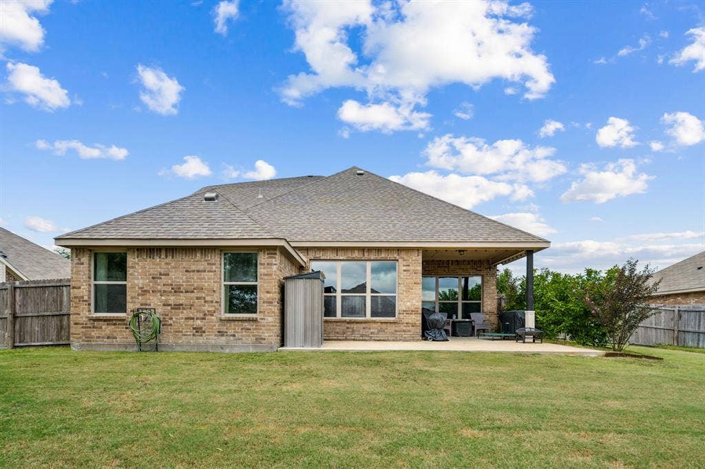 127 Hillcrest Way, Crandall, TX 75114