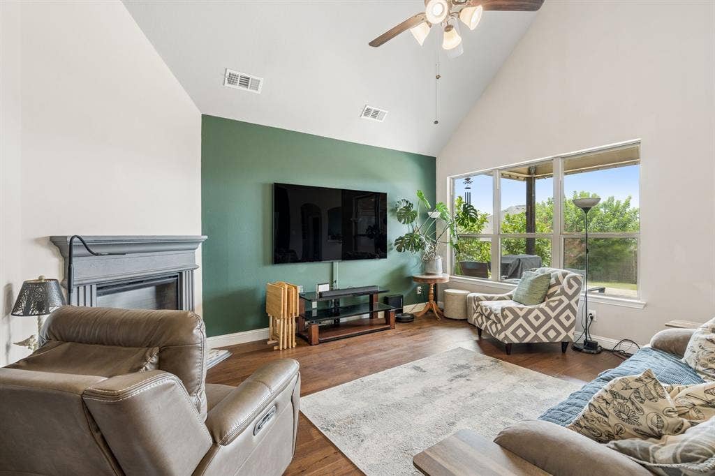 127 Hillcrest Way, Crandall, TX 75114