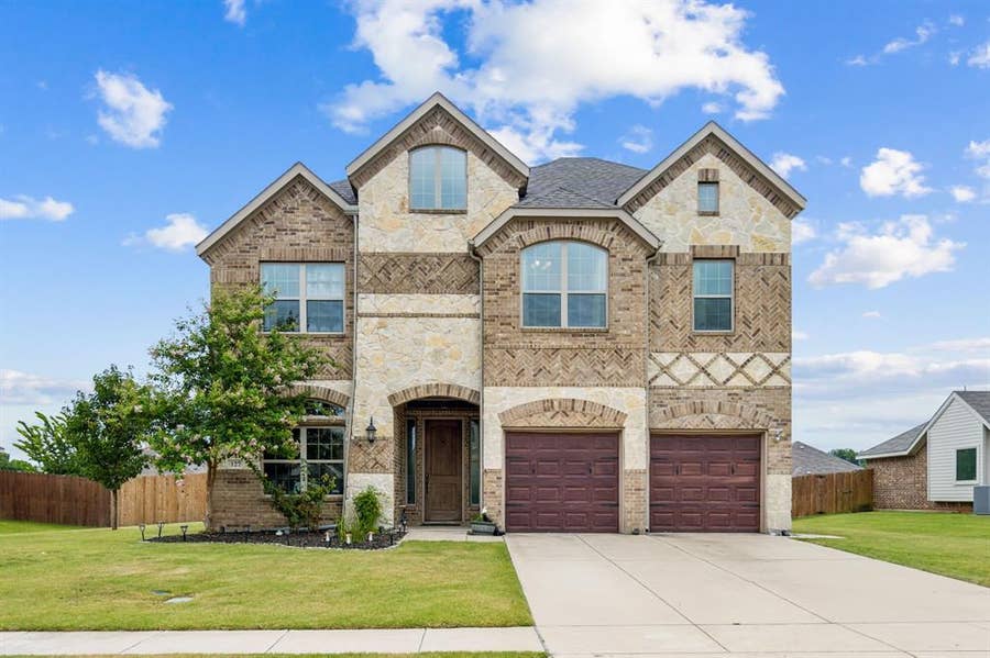 Property photo for 127 Hillcrest Way, Crandall, TX