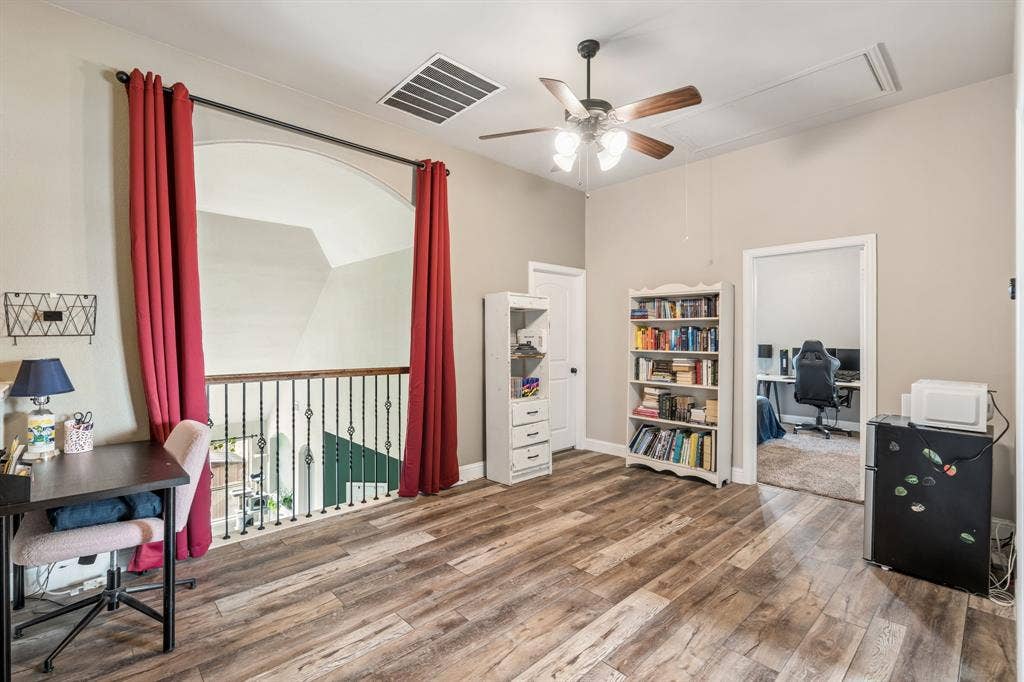 127 Hillcrest Way, Crandall, TX 75114