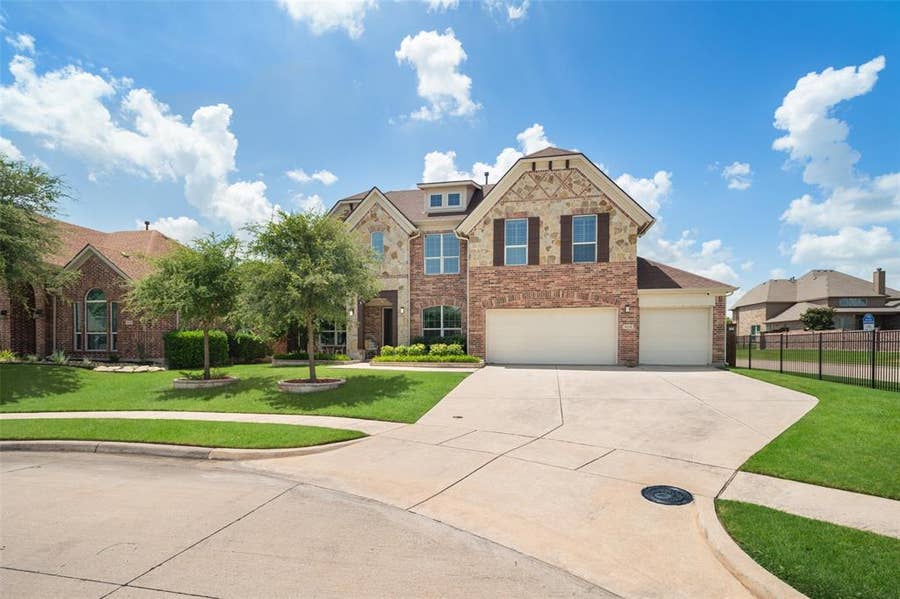 Property photo for 8213 Cheatham Court, McKinney, TX
