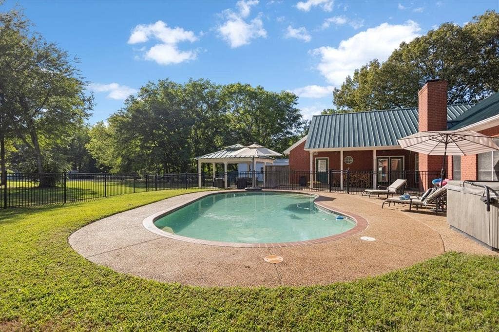 22205 N US HIGHWAY 69, Mineola, TX 75773 22205 N US HIGHWAY 69, Mineola, TX 75773