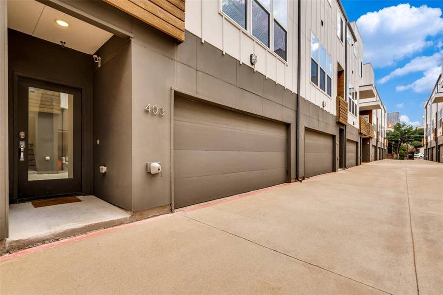 Property photo for 1510 N Washington Avenue, #403, Dallas, TX