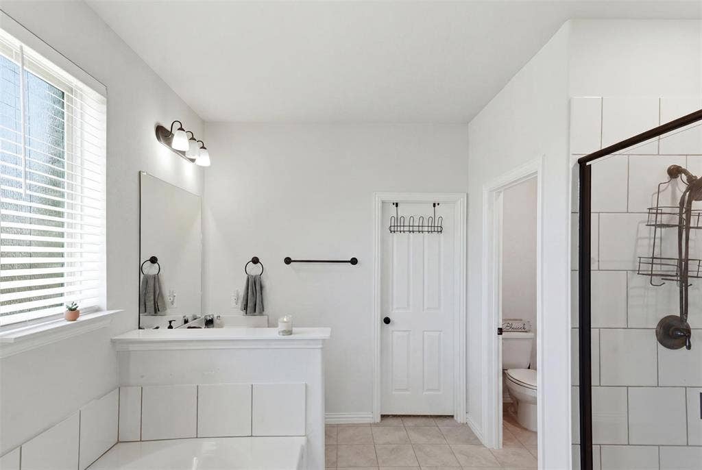 502 Big Bend Drive, Fate, TX 75087 502 Big Bend Drive, Fate, TX 75087