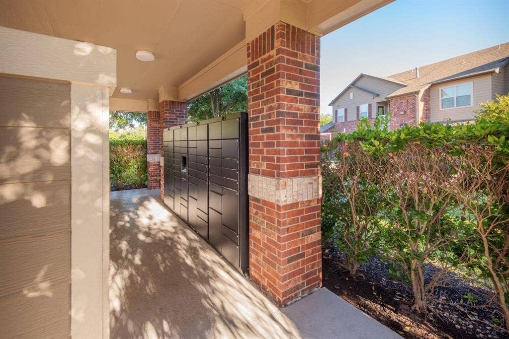 12101 Dessau Road, #2212, Austin, TX 78754 Enjoy up to 6 WEEKS FREE on all Floor plans + WIN RENT FOR ONE YEAR