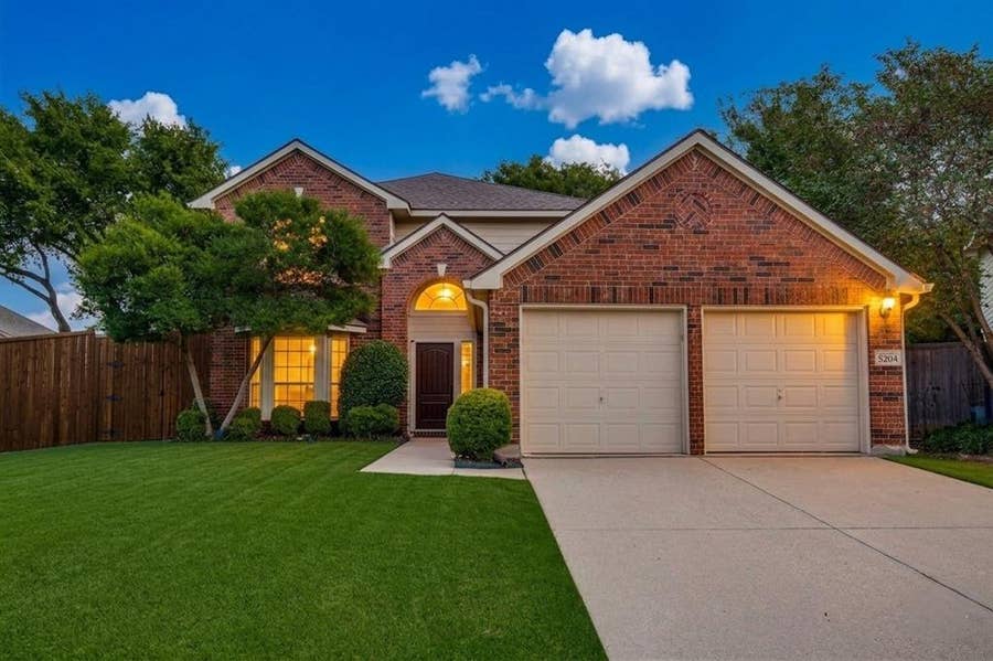 Property photo for 9304 Leesburg Court, McKinney, TX