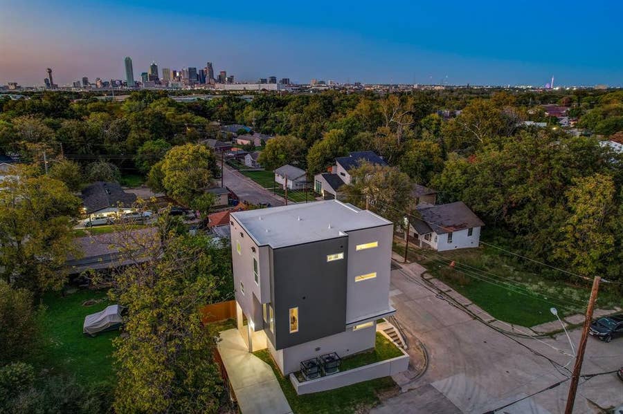 Property photo for 521 Faulk Street, Dallas, TX