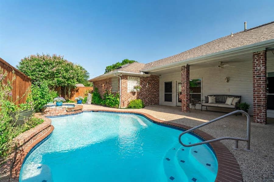 Property photo for 1873 Quail Lane, Richardson, TX