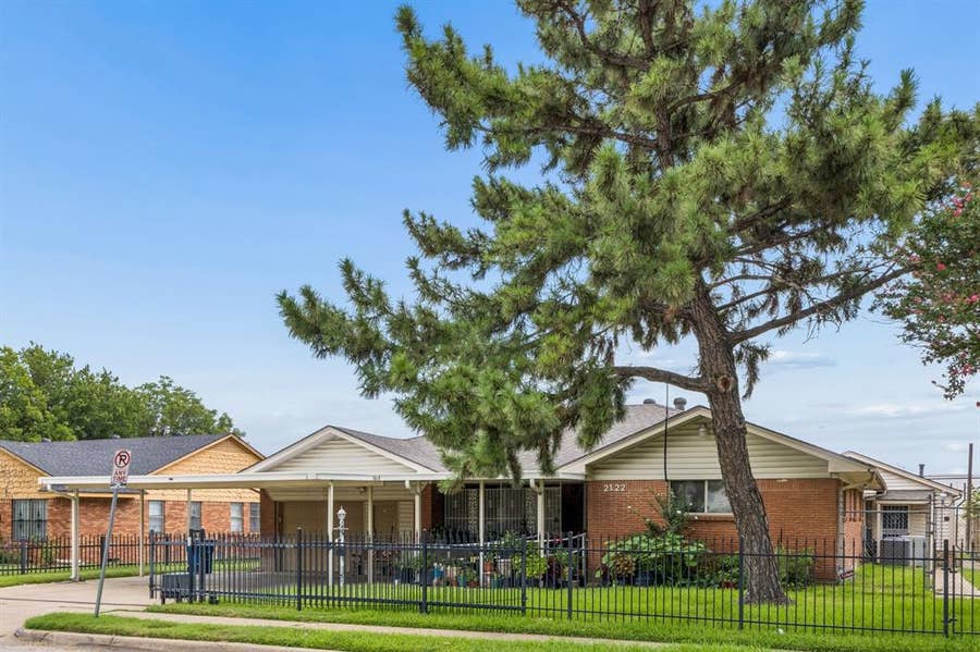 Property photo for 2122 S Vernon Avenue, Dallas, TX