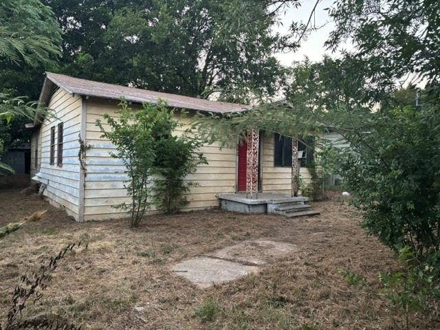 Property photo for 659 Neomi Avenue, Dallas, TX