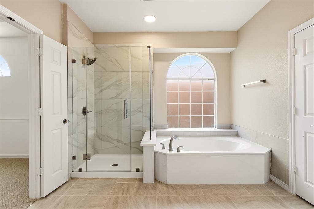 639 Silver Ridge Drive, Murphy, TX 75094 639 Silver Ridge Drive, Murphy, TX 75094