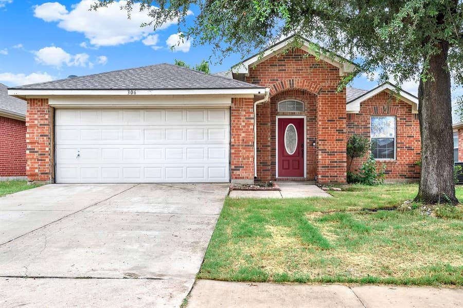 Property photo for 306 Lakefront Drive, Wylie, TX