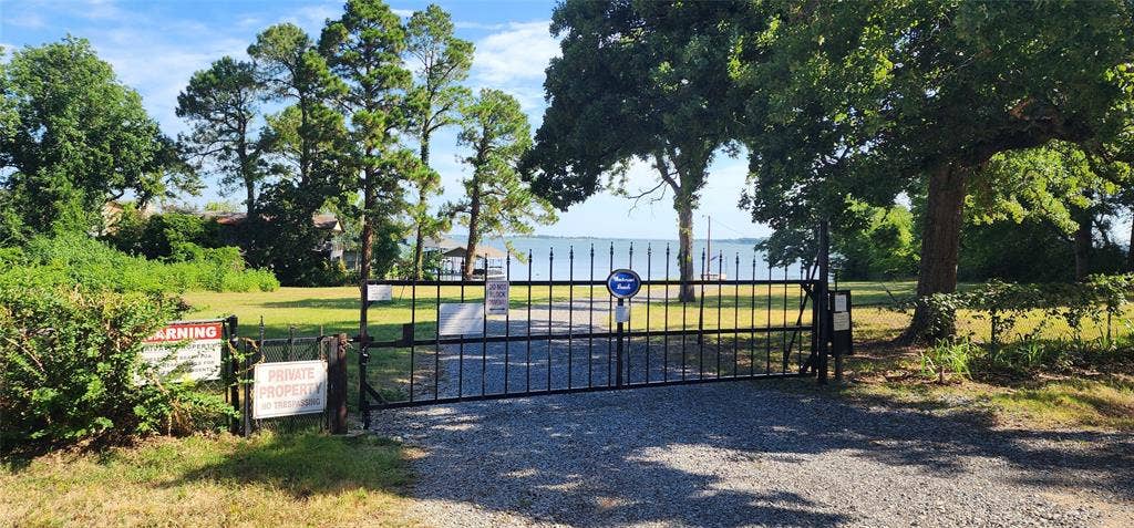 TBD Lot 282 Lide Lane, Tool, TX 75143 Westwood Beach POA gated park. Join the voluntary POA to gain access to the boat ramp, park, and pier. Life is Better at the Lake.
