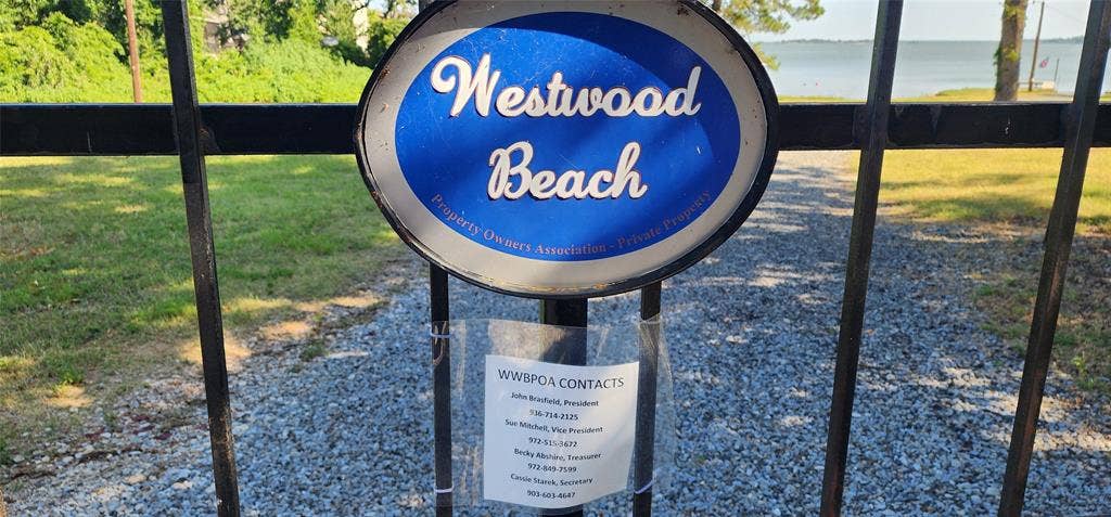 TBD Lot 282 Lide Lane, Tool, TX 75143 Westwood Beach POA gated park. Join the voluntary POA to gain access to the boat ramp, park, and pier. Life is Better at the Lake.