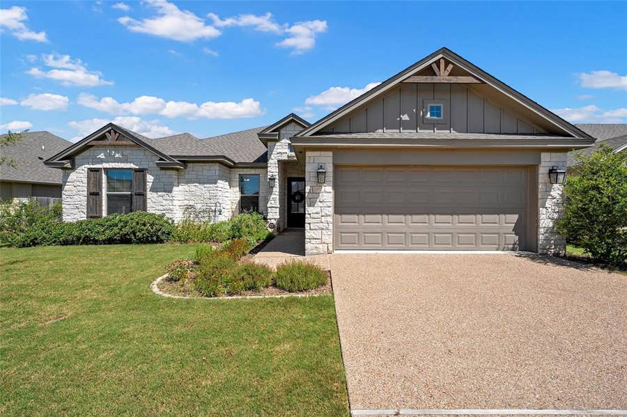 Property photo for 10025 Wildberry Drive, Waco, TX