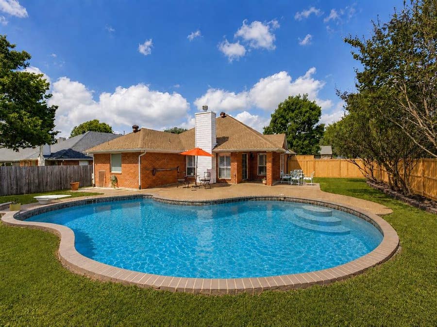 Property photo for 808 Canyon Valley Drive, McKinney, TX