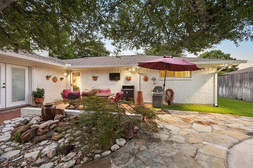 2104 Westlake Drive, Plano, TX 75075 Large patio for entertaining.