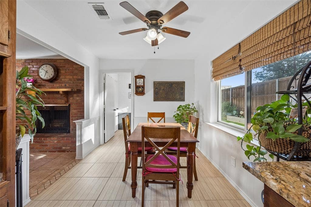 2104 Westlake Drive, Plano, TX 75075 2104 Westlake Drive, Plano, TX 75075