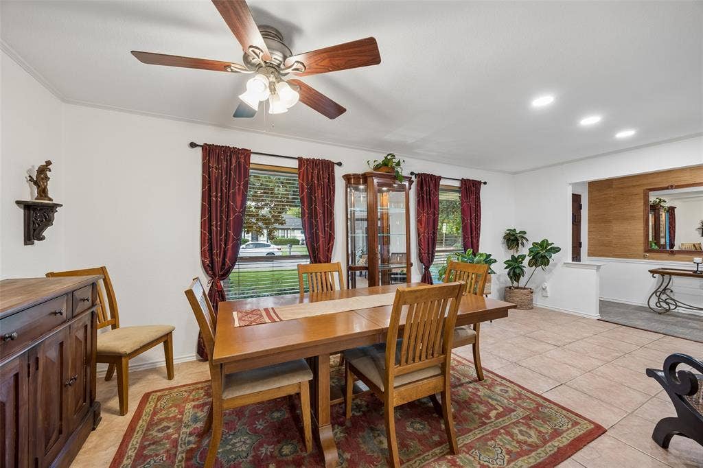 2104 Westlake Drive, Plano, TX 75075 2104 Westlake Drive, Plano, TX 75075