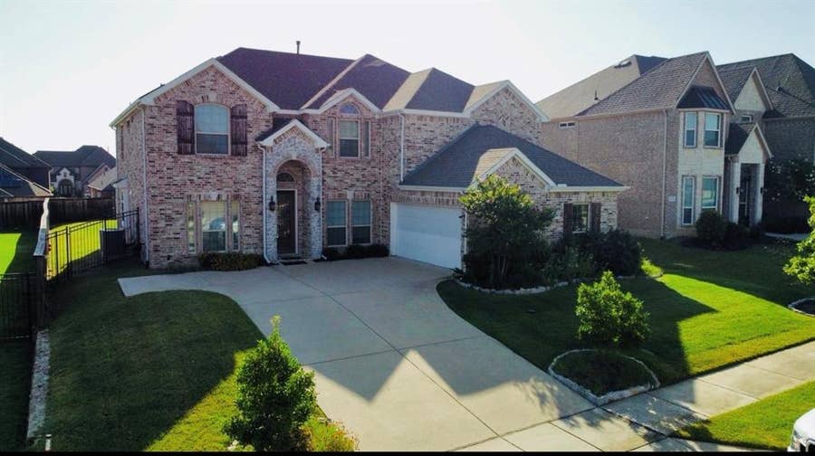 Property photo for 1319 Divine Rose Way, Wylie, TX