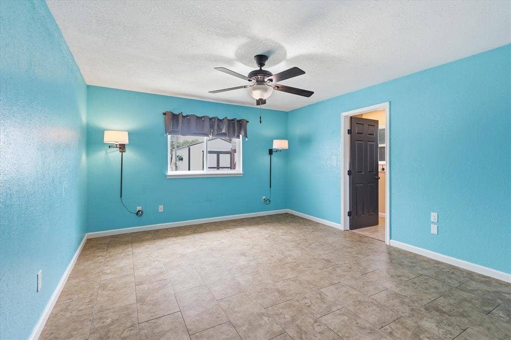 6572 Ridglea Drive, Watauga, TX 76148 6572 Ridglea Drive, Watauga, TX 76148