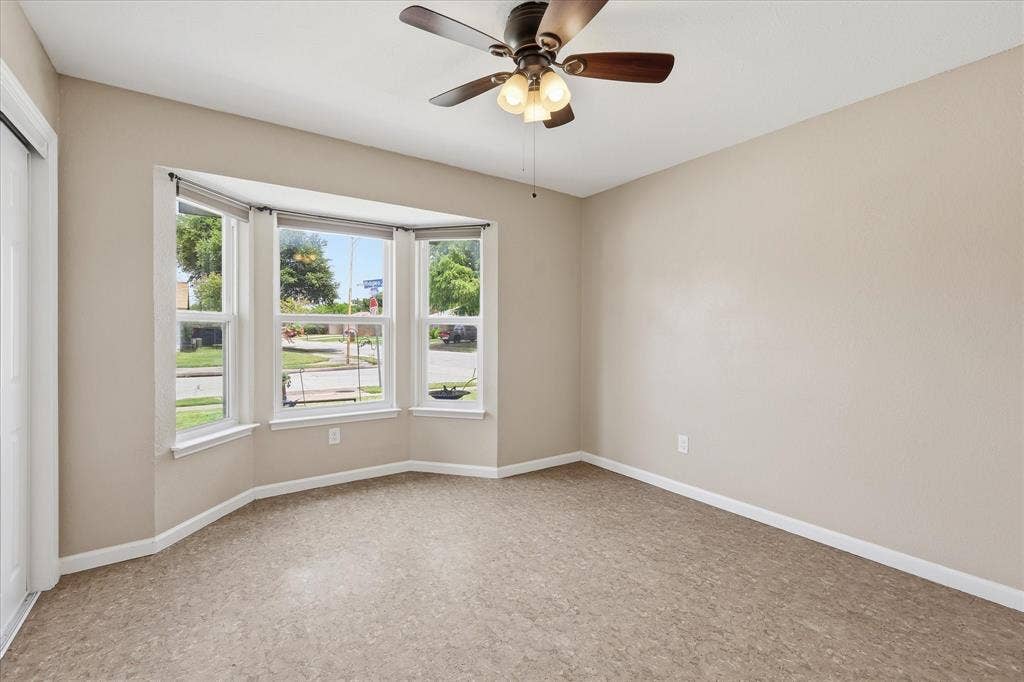 6572 Ridglea Drive, Watauga, TX 76148 6572 Ridglea Drive, Watauga, TX 76148