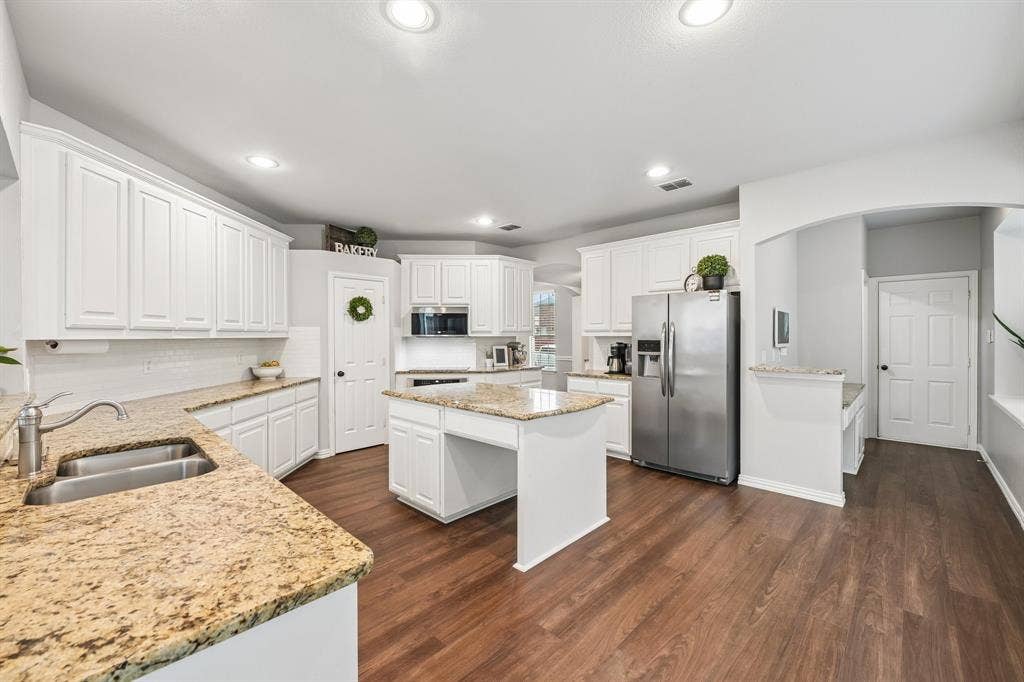 4309 Palmer Drive, Mansfield, TX 76063 4309 Palmer Drive, Mansfield, TX 76063