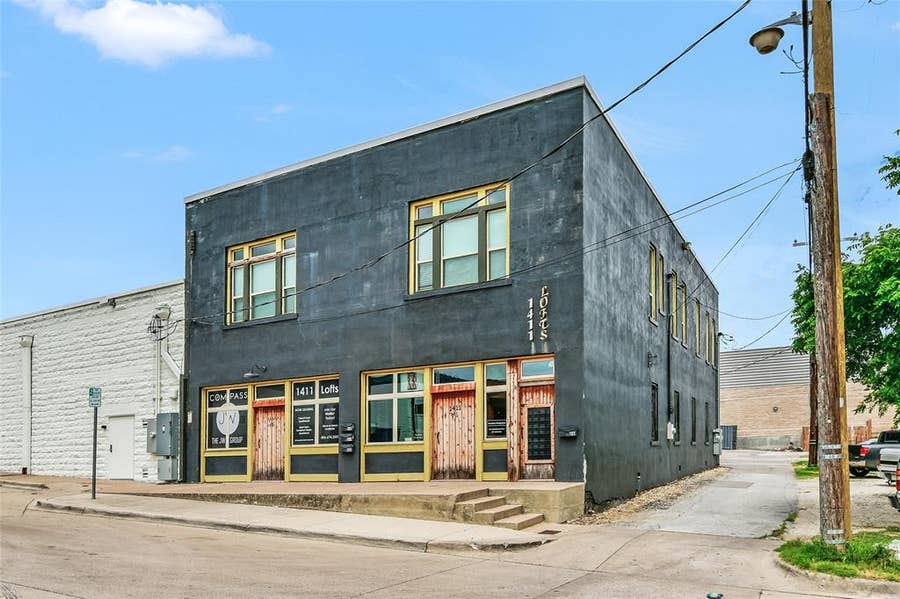 Property photo for 1411 Wesleyan Street, Fort Worth, TX