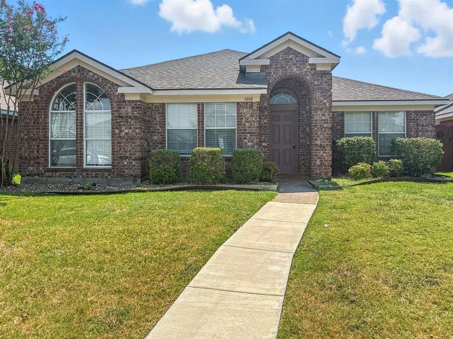 Property photo for 1012 Blackenhurst Lane, Allen, TX