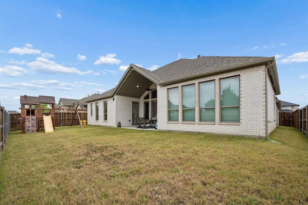 2609 Sibley Drive, Midlothian, TX 76065 2609 Sibley Drive, Midlothian, TX 76065