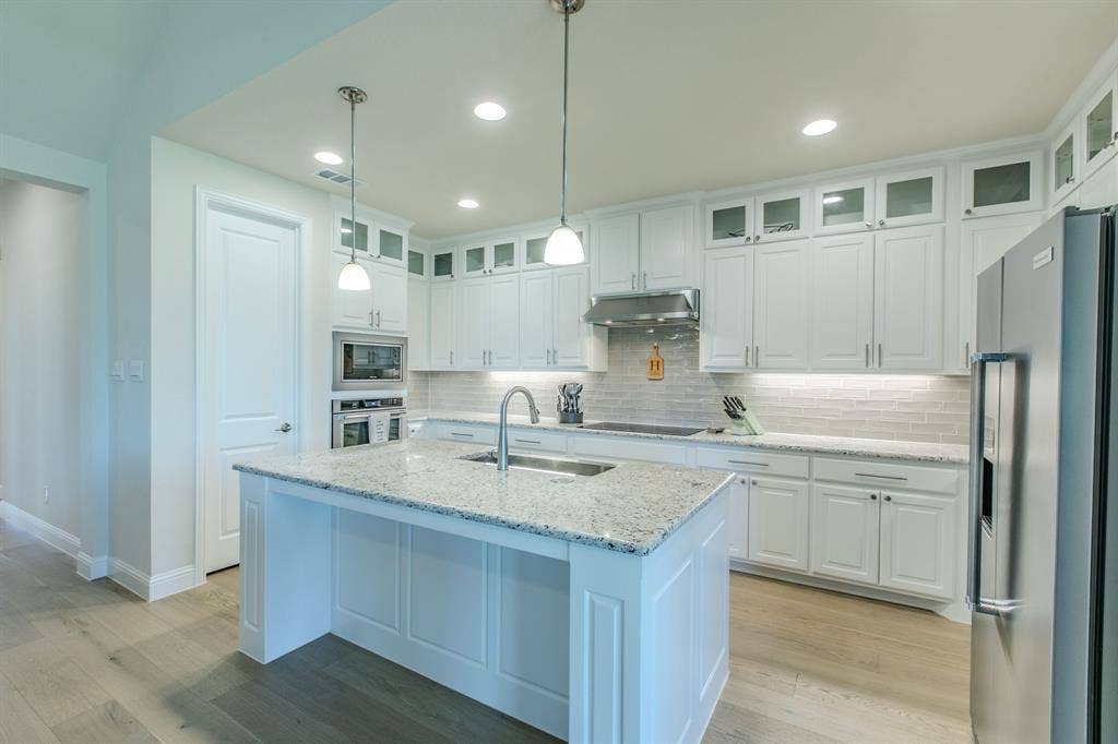 4406 Timberdrift Street, Midlothian, TX 76065 4406 Timberdrift Street, Midlothian, TX 76065