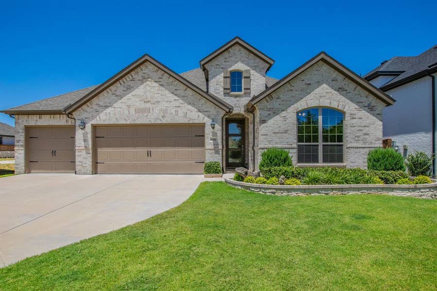 Property photo for 4406 Timberdrift Street, Midlothian, TX