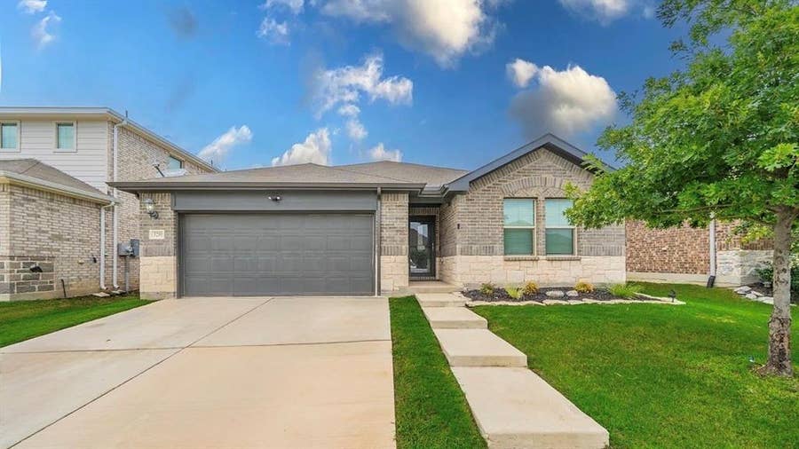 Property photo for 3250 Mccallister Way, Royse City, TX