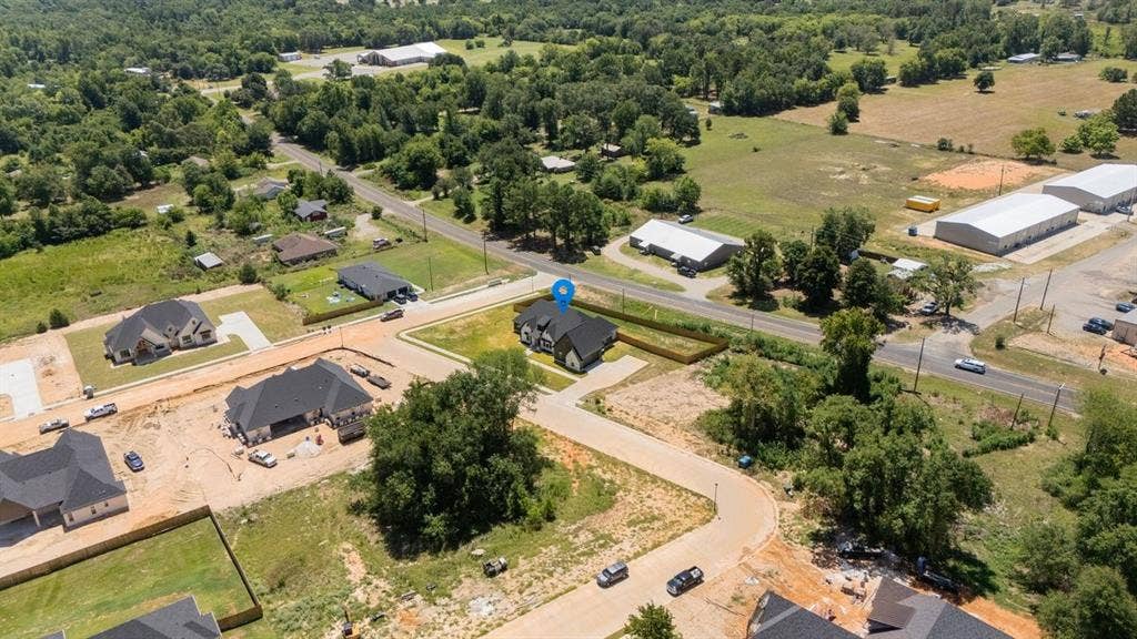 17402 Woodcrest Circle, Lindale, TX 75771 17402 Woodcrest Circle, Lindale, TX 75771