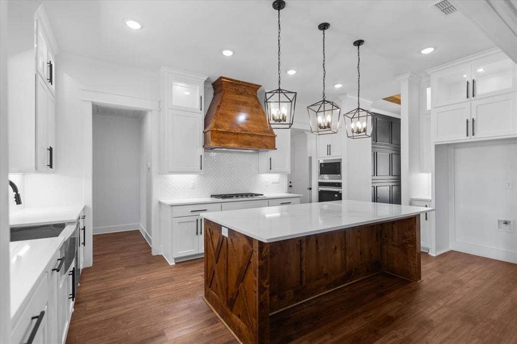 17402 Woodcrest Circle, Lindale, TX 75771 17402 Woodcrest Circle, Lindale, TX 75771