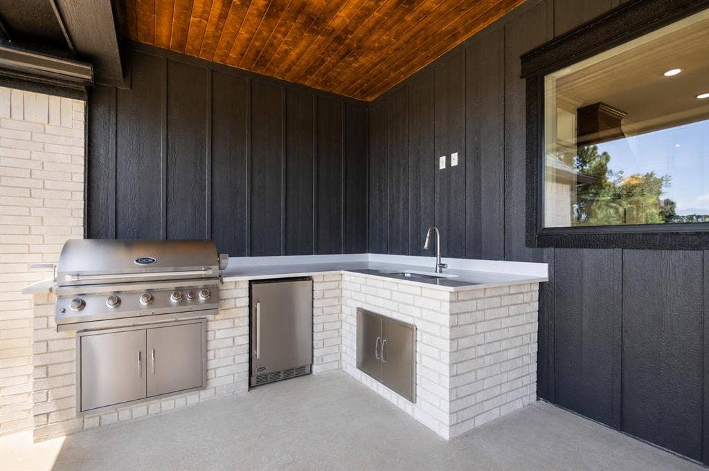 17402 Woodcrest Circle, Lindale, TX 75771 17402 Woodcrest Circle, Lindale, TX 75771