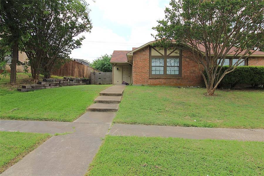 Property photo for 407 Pogue Street, Cedar Hill, TX