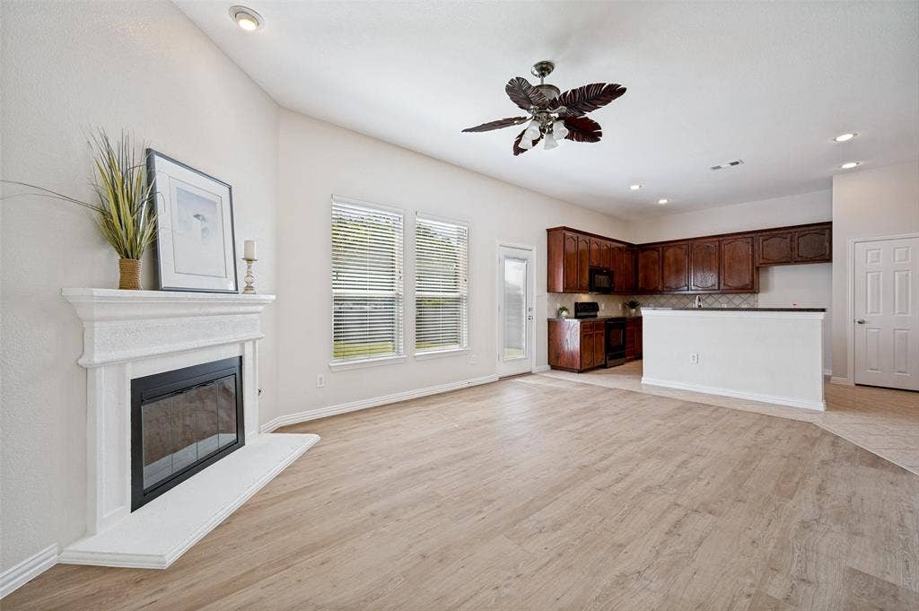 2113 Reston Drive, McKinney, TX 75072 Living room with fireplace