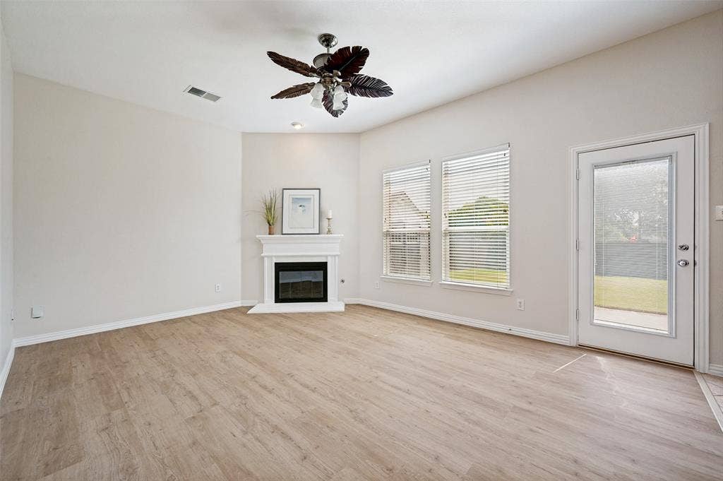 2113 Reston Drive, McKinney, TX 75072 2113 Reston Drive, McKinney, TX 75072