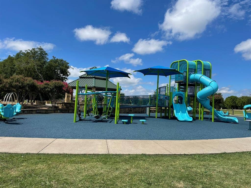 2113 Reston Drive, McKinney, TX 75072 Mckinney’s Ash Woods park in the Heights of Westridge