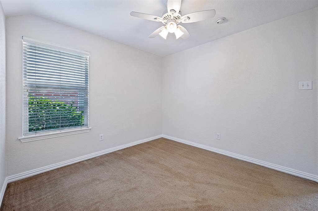 2113 Reston Drive, McKinney, TX 75072 Secondary bedroom
